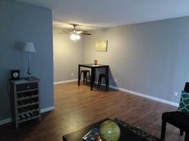 10792 E Exposition Ave in Aurora, CO - Building Photo