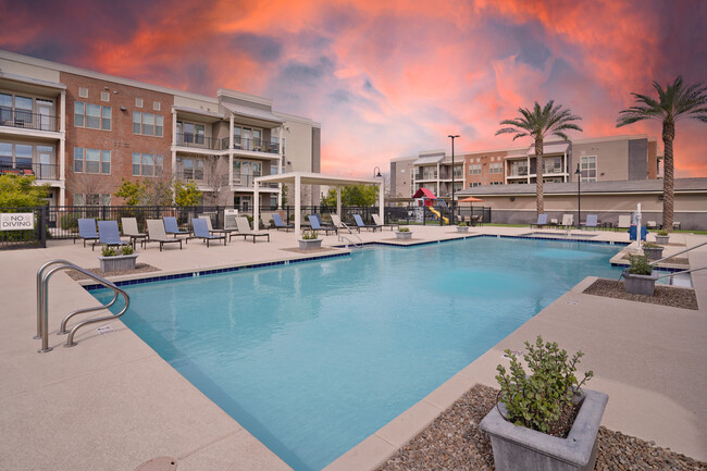 Gateway at Cooley Station in Gilbert, AZ - Building Photo - Building Photo