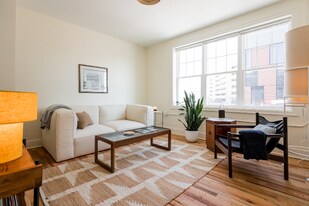 6465 Sterling St, Unit 103 in Detroit, MI - Building Photo