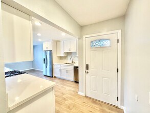 522 Roja Dr in Oceanside, CA - Building Photo - Building Photo