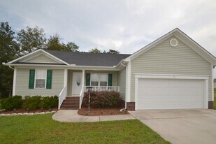 861 Loch Lomond Cir in Concord, NC - Building Photo