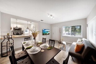 970 SW 9th St in Miami, FL - Building Photo