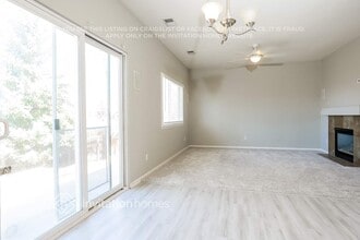 3817 S Kirk Ct in Aurora, CO - Building Photo - Building Photo