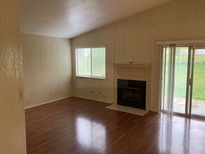 2006 Dickens Dr in Killeen, TX - Building Photo - Building Photo