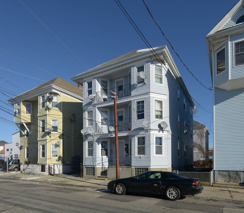 600 S 2nd St in New Bedford, MA - Building Photo