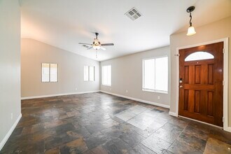 11345 W Loma Blanca Dr in Surprise, AZ - Building Photo - Building Photo