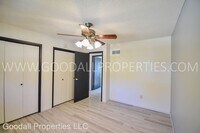 6006 Townsend Ave photo'