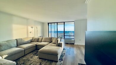 787 Ocean Ave in Long Branch, NJ - Building Photo - Building Photo