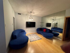 5150 Hidalgo St in Houston, TX - Building Photo - Building Photo