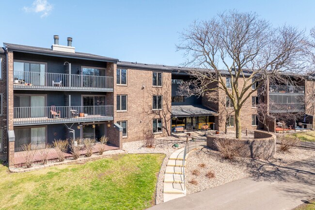 Lochmoor Condos and Lofts