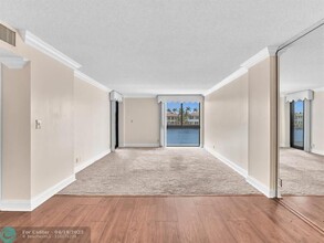 1600 S Ocean Dr in Hollywood, FL - Building Photo - Building Photo