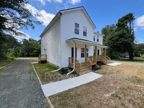1744 Morgantown Rd in Burlington, NC - Building Photo - Building Photo