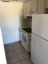 411 S Nimbus Ave in Clearwater, FL - Foto de edificio - Building Photo