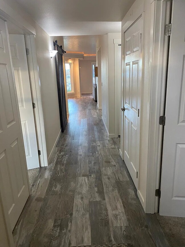 300 Columbia Point Dr, Unit D101 in Richland, WA - Building Photo - Building Photo