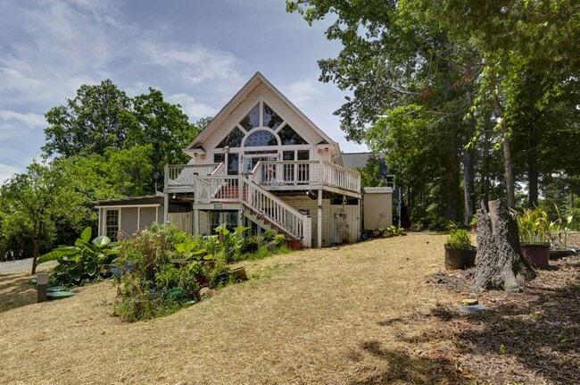 property at 1320 State Rd S-32-1254