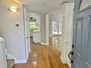 162 Ignacio Valley Cir in Novato, CA - Building Photo - Building Photo