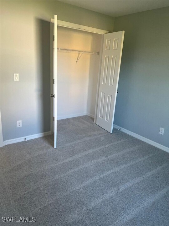 3713 NE 15th Pl in Cape Coral, FL - Building Photo