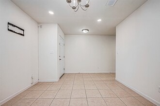 18302 Mossy Creek Ln in Richmond, TX - Building Photo - Building Photo