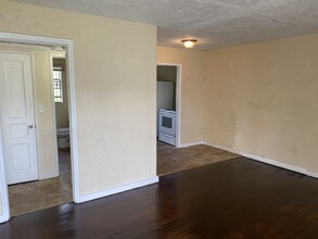 220 19th St SW in Birmingham, AL - Foto de edificio - Building Photo