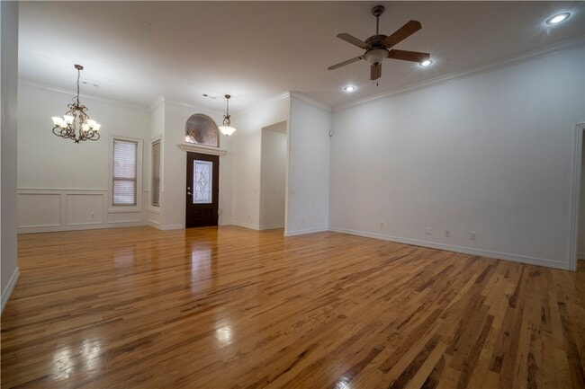 property at 4604 SW Swinton Dr