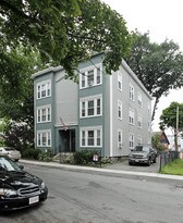 182 Dewey St in Worcester, MA - Building Photo