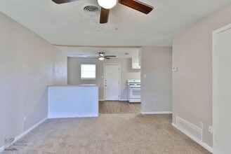 5226 N 9th St in Abilene, TX - Building Photo - Building Photo
