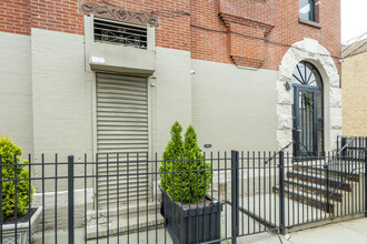 708 5th Ave in Brooklyn, NY - Building Photo - Building Photo