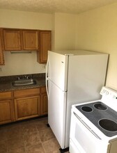 4762 Gray Rd-Unit -1 in Cincinnati, OH - Building Photo - Building Photo