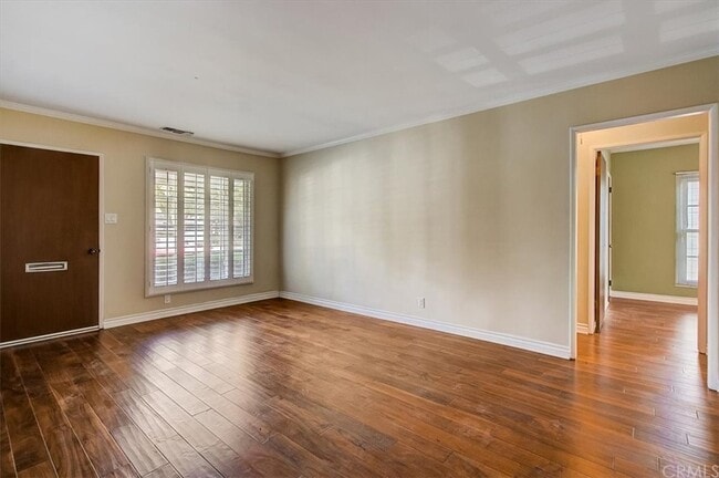 1331 N Lincoln St in Burbank, CA - Building Photo - Building Photo