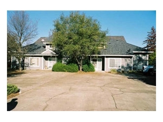 1000 Feather Ct in Copperopolis, CA - Building Photo