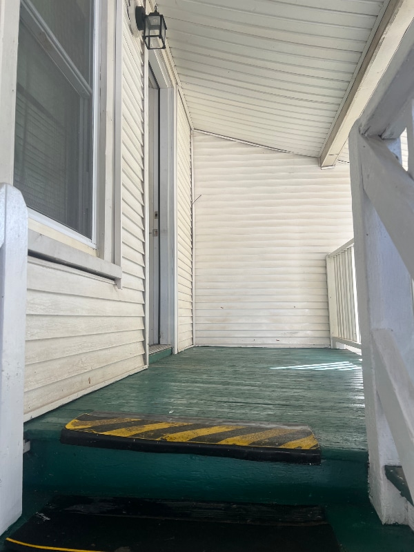 17 Alden Ave in Enfield, CT - Building Photo - Building Photo