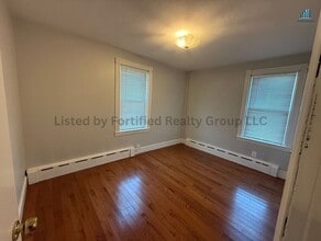 132 Briggs Rd in Westport, MA - Building Photo - Building Photo