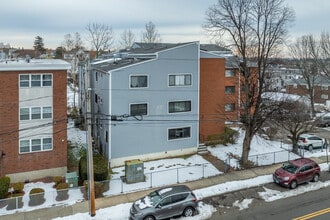 Northfield in Bridgeport, CT - Building Photo - Building Photo