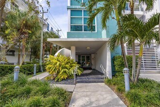 2020 Prairie Ave, Unit 202 in Miami Beach, FL - Building Photo - Building Photo