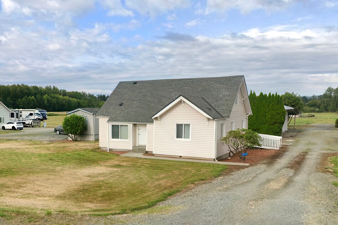 14318 67th Ave NE, Unit 14318 in Arlington, WA - Building Photo