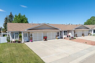 38 Dale in Red Deer, AB - Building Photo