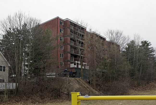Venetian Tower in Framingham, MA - Foto de edificio - Building Photo
