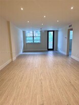 90 Edgewater Dr, Unit 212 in Coral Gables, FL - Building Photo