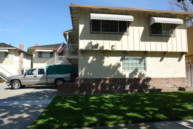 730 Teresi Ct in San Jose, CA - Foto de edificio - Building Photo