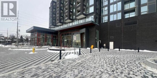 260 Malta Ave. in Brampton, ON - Building Photo - Building Photo