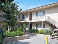 Larch Street in Lawndale, CA - Foto de edificio - Building Photo