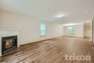 10508 196th St Ct E in Graham, WA - Foto de edificio - Building Photo