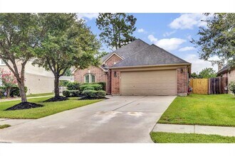 15814 Finwood Ln in Houston, TX - Building Photo - Building Photo