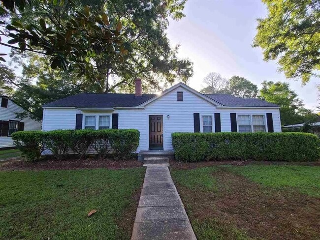 property at 406 Chamlee Dr