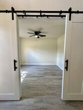 14227 Wake Robin Dr in Brooksville, FL - Foto de edificio - Building Photo