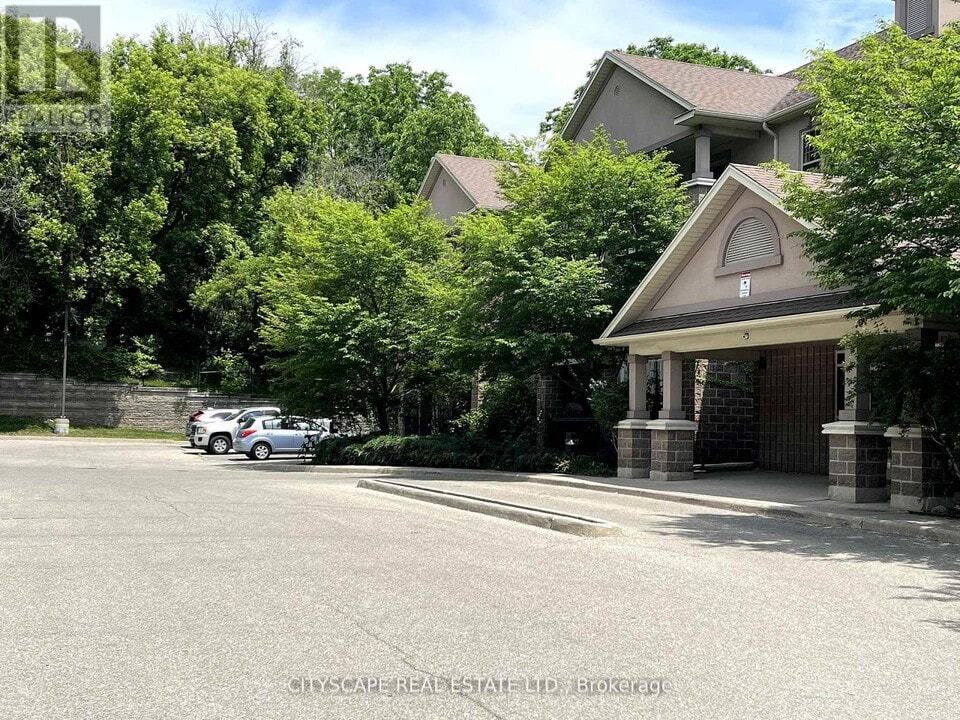 24-224 Harris Ave in Brantford, ON - Building Photo