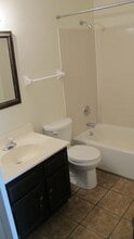 9621 Vinca Cir, Unit F in Charlotte, NC - Building Photo - Building Photo