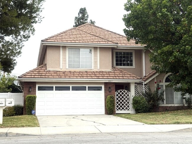property at 10817 Freer Ave
