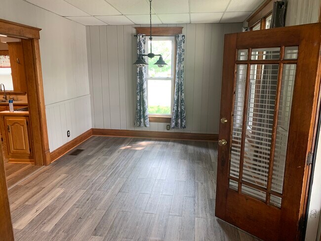 256 E 5th St in Minster, OH - Foto de edificio - Building Photo