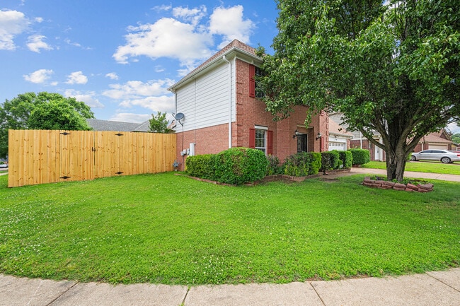 3903 Caprice Dr in Bartlett, TN - Building Photo - Building Photo